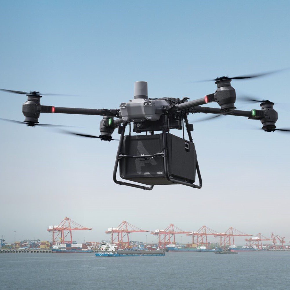 DJI FlyCart 30